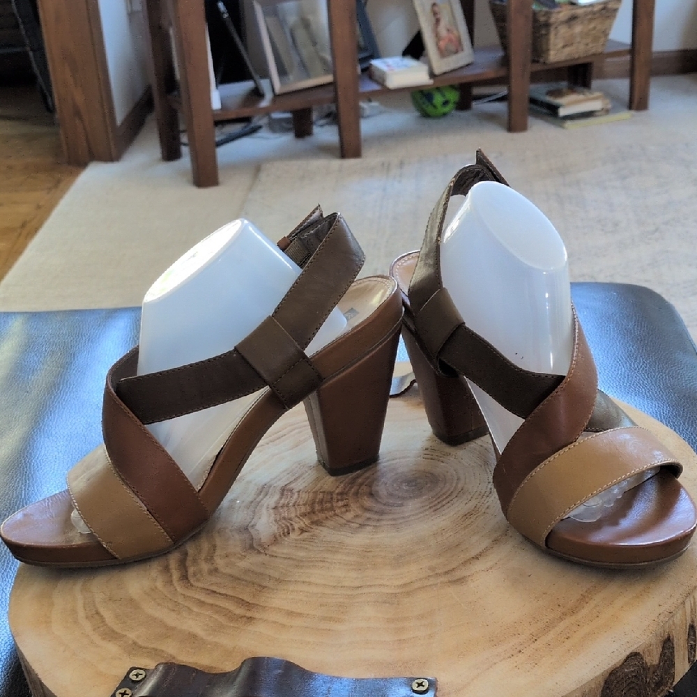 White Mountain Brown and Tan Heeled Sandals with Chunky Block Heel